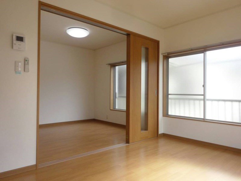 新さがみ荘  ベッドルーム