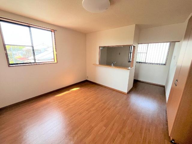 ソレアード・メゾンＢ リビング