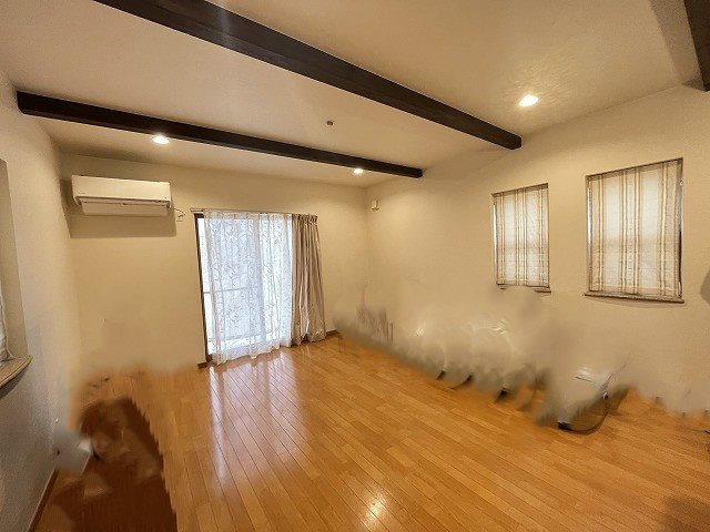 中里戸建 リビング