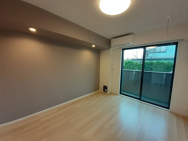 メゾン　セレーナ リビング