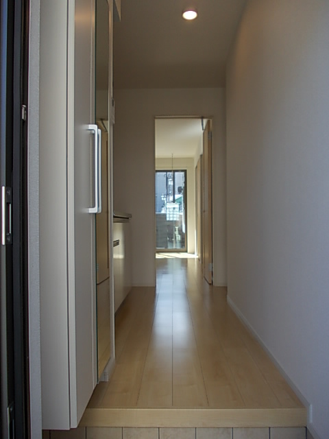 グラース・メゾン 玄関