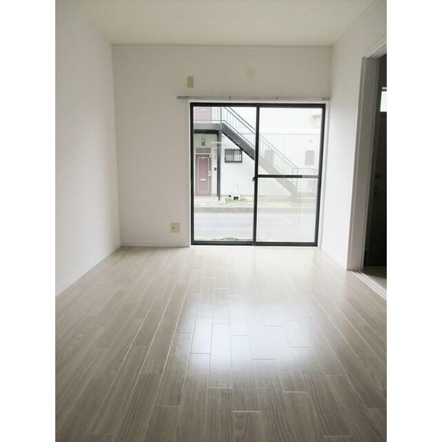 ai湘南ながもち　A棟 リビング