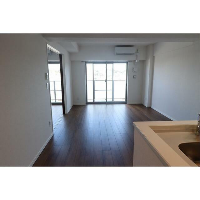 ＣＡＳＳＩＡ藤沢本町 リビング