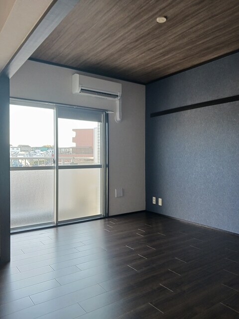 リバーサイド リビング