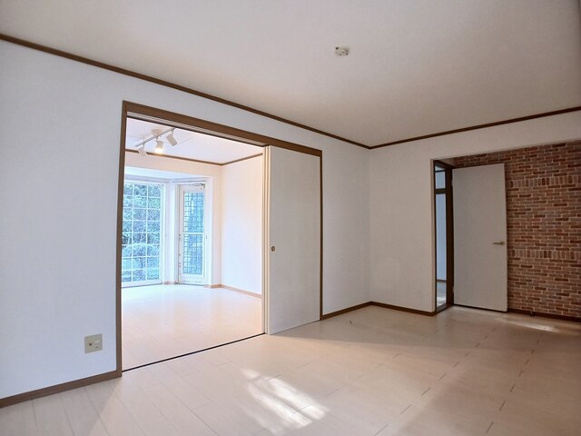 モンラルジュ８番館 リビング