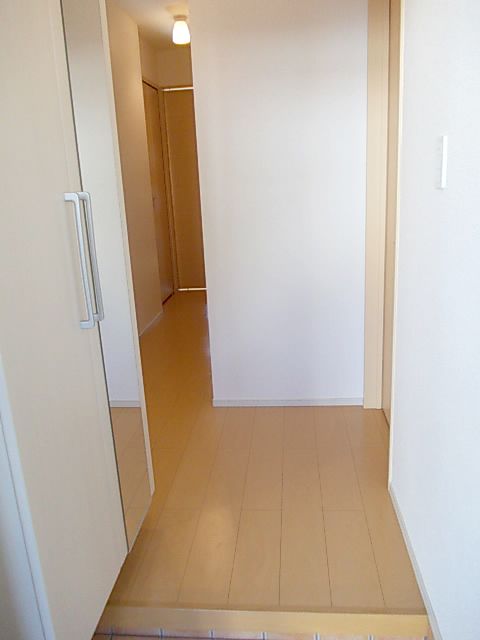 サニーヒルズＡ 玄関