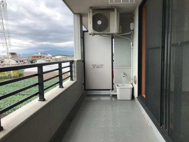 イズミガーデンヒルズ ベランダ