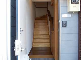 ラ・シェーヌ 玄関