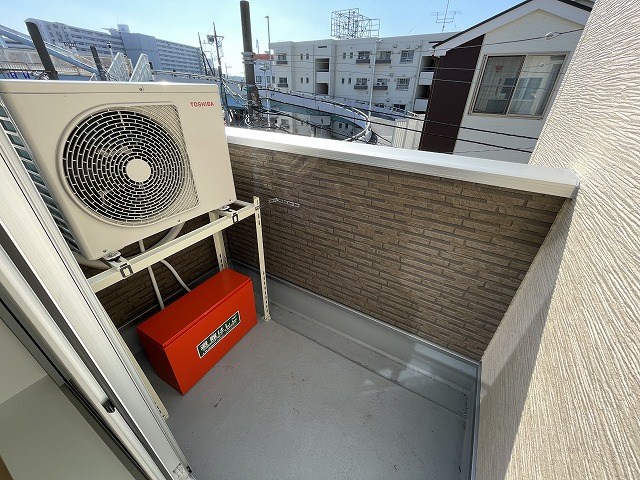 ケニーズハウス大船 ベランダ