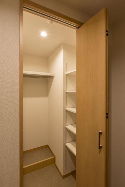 アンブル二番館 収納