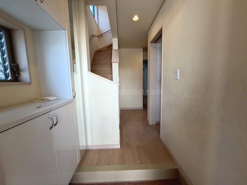 円行１丁目貸家 玄関