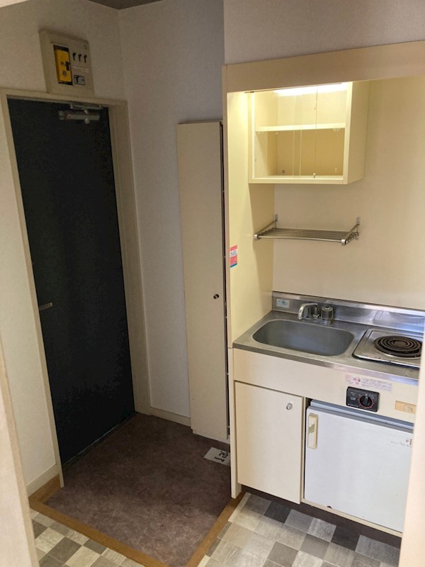 パレス・ランB 玄関