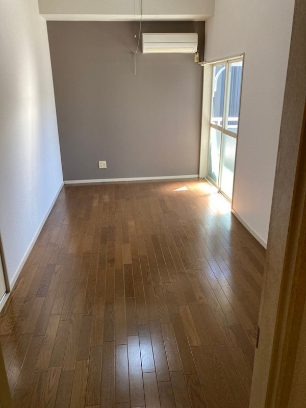 パレス・ランB リビング