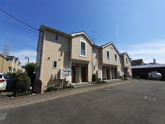 パークハイム参番館 201号室 外観