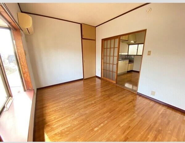 ブロンズルーフ ベッドルーム