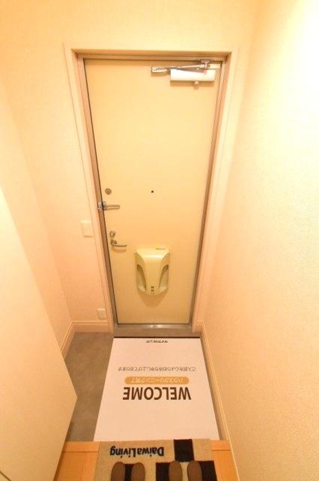 ヴィラ・オルフェーヴル 玄関