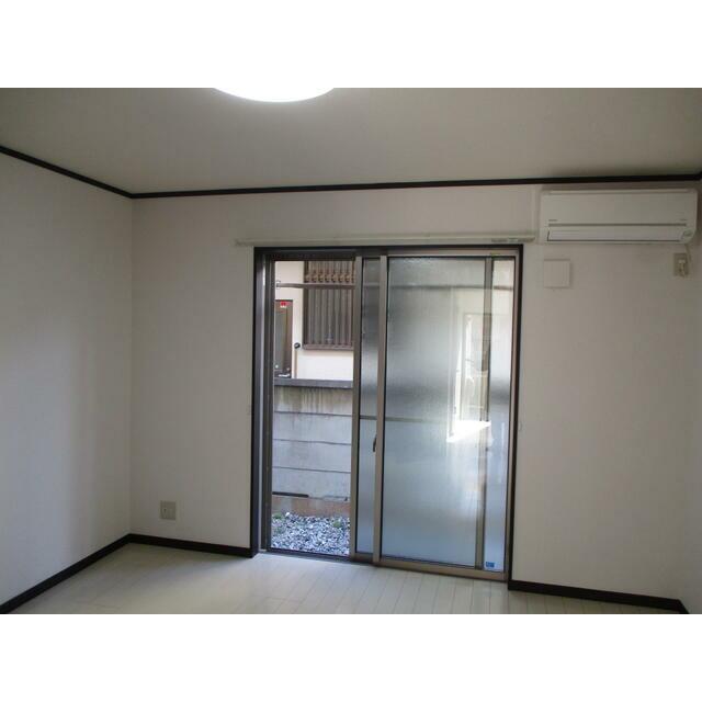 テラスサンワ リビング