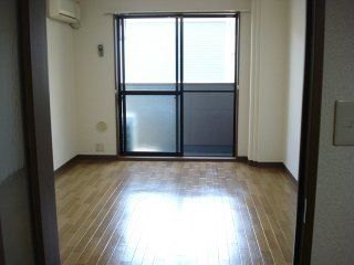 ロズウェルシブヤ リビング