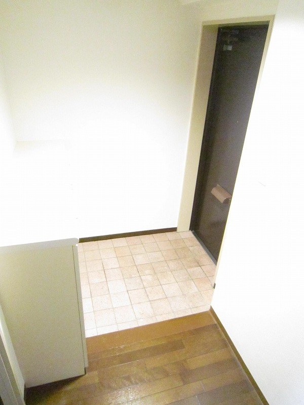 ベルメゾン茅ヶ崎 玄関