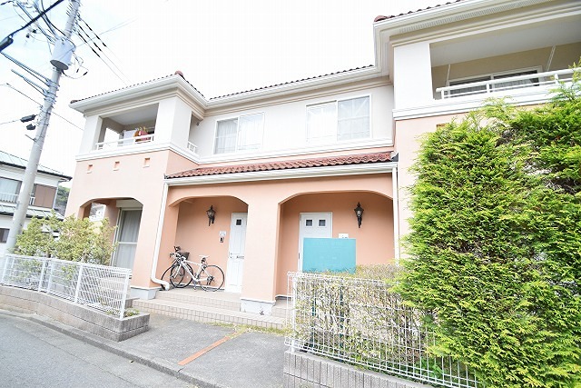 アイリス参番館 1号室 外観