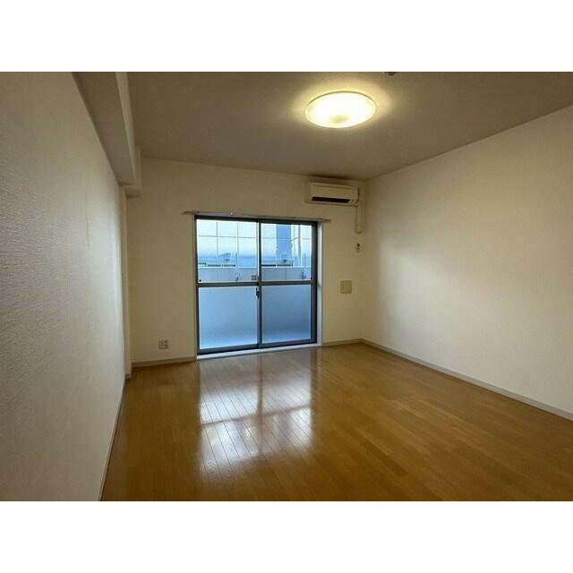 グランシャリオ鵠沼 リビング