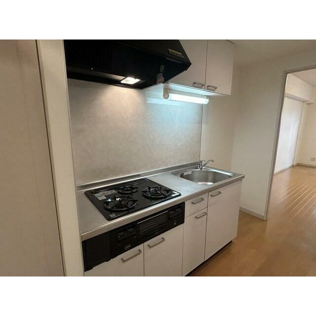 グランシャリオ鵠沼 キッチン