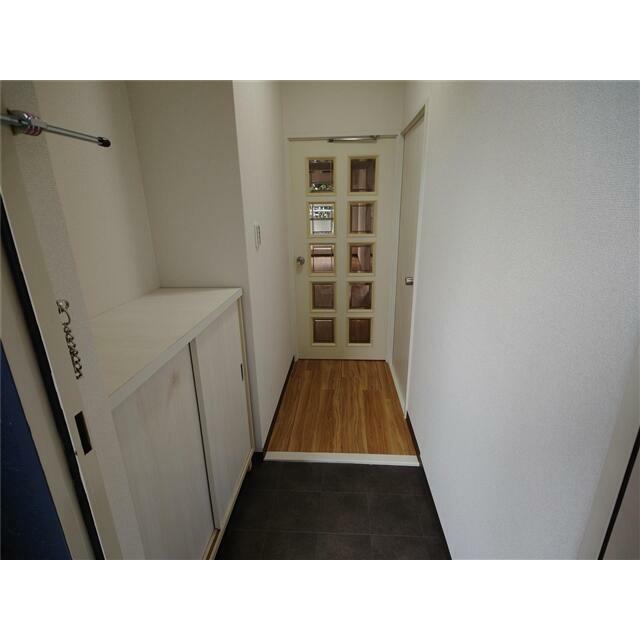 ニフティ３４ 玄関