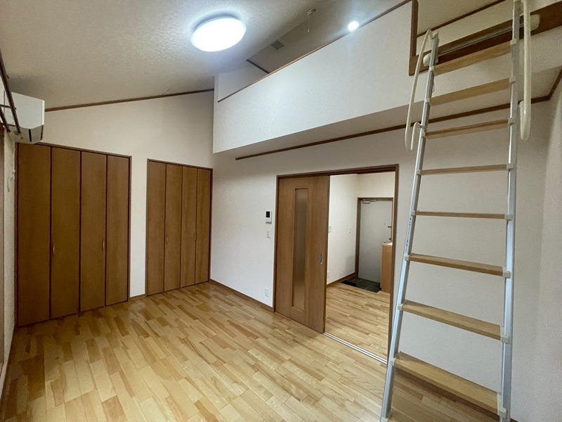 Ｍａｈｏｒｏｂａ　ｈｏｕｓｅ　Ｂ ベッドルーム
