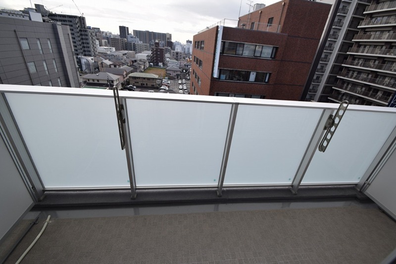 Ｅｐｉｃｈａｒｉｓ本厚木 ベランダ