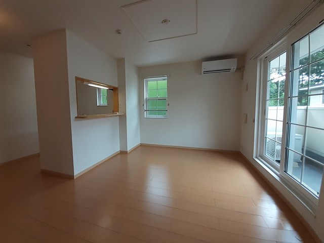 クレストガーデンⅡ リビング