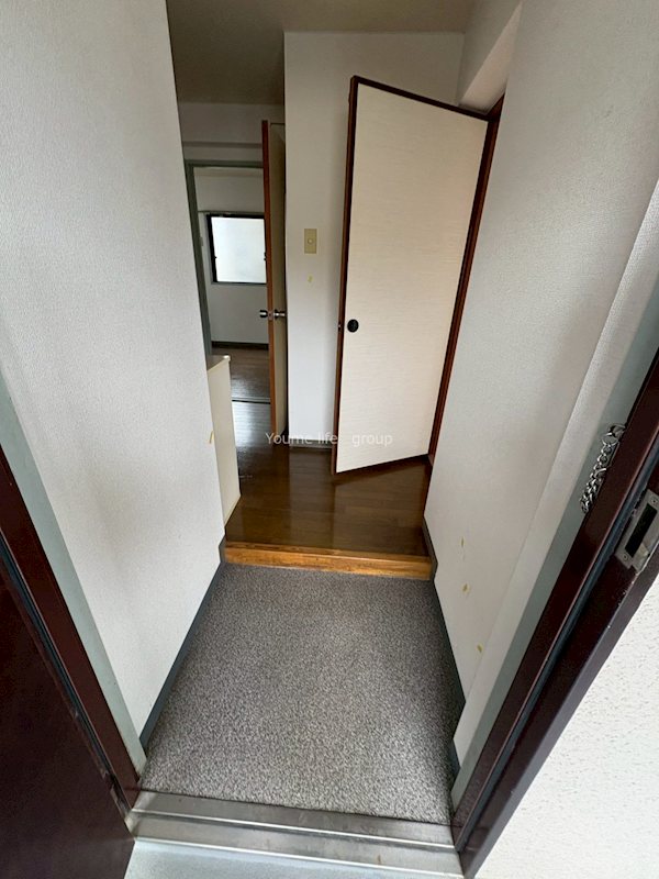 インペリアル湘南 玄関