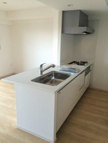 サンクレイドル伊勢原レジデンスブルームコート キッチン