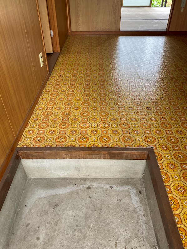 中村ハイツ 玄関