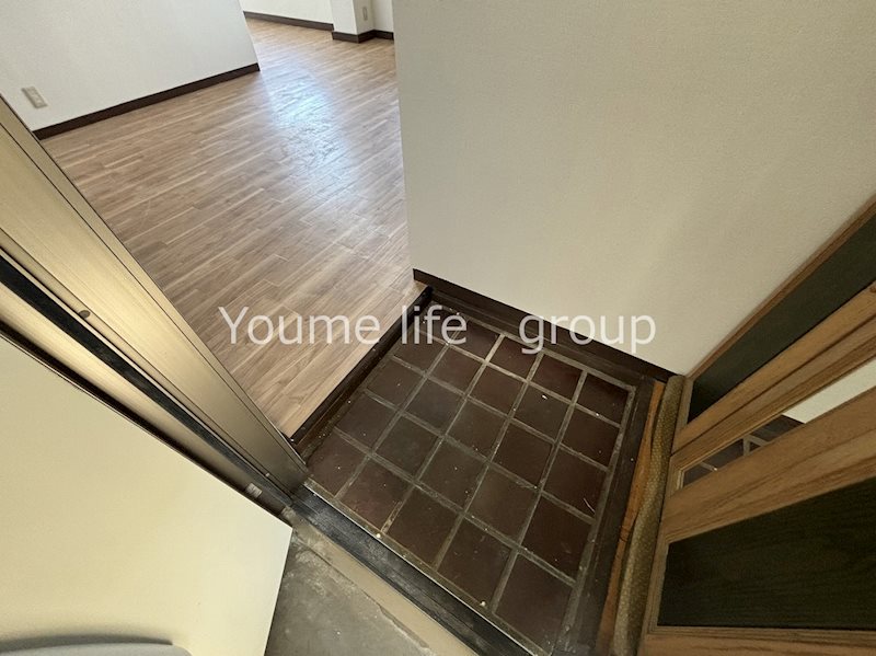 クロノス平塚北 玄関