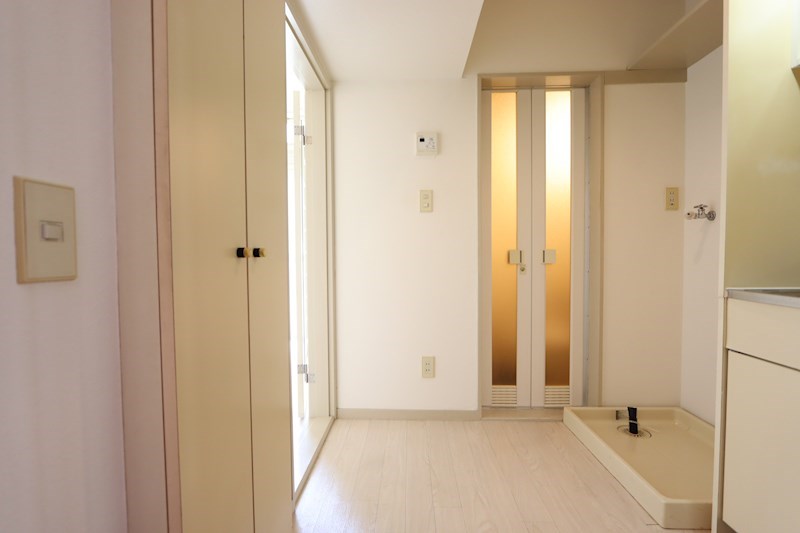 オートハイツ平塚 玄関