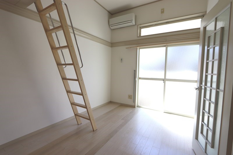 オートハイツ平塚 リビング