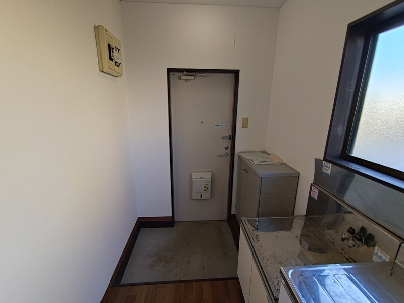 シティハイツ平塚 玄関