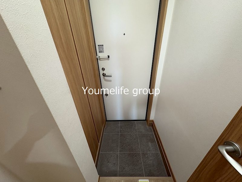 グランフォレスト産興 玄関