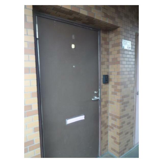 シャトー中曽根 玄関