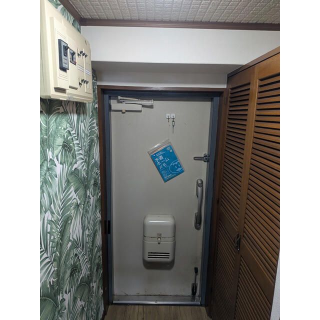 シーサイドパレス平塚（０００５７６２） 玄関