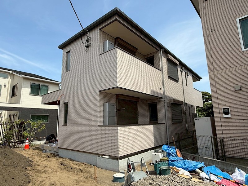 アズコンフォート 102号室 外観