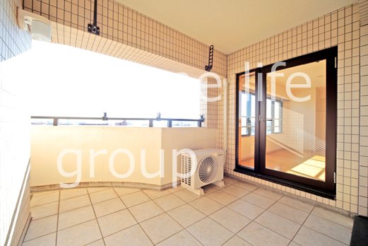 オーバルステージ ベランダ