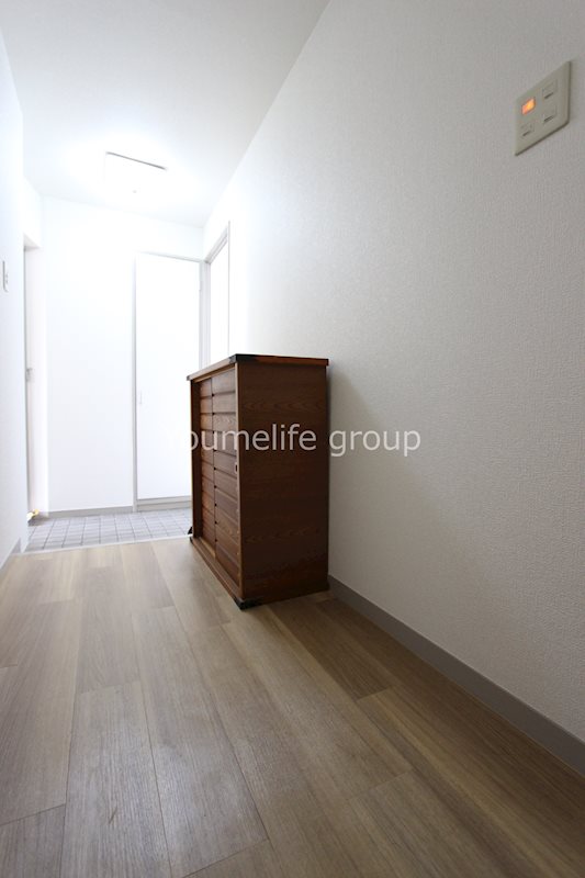 ドエル杉山 玄関