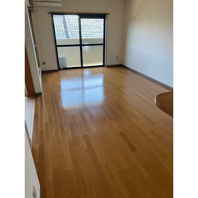 フィールド・サン リビング