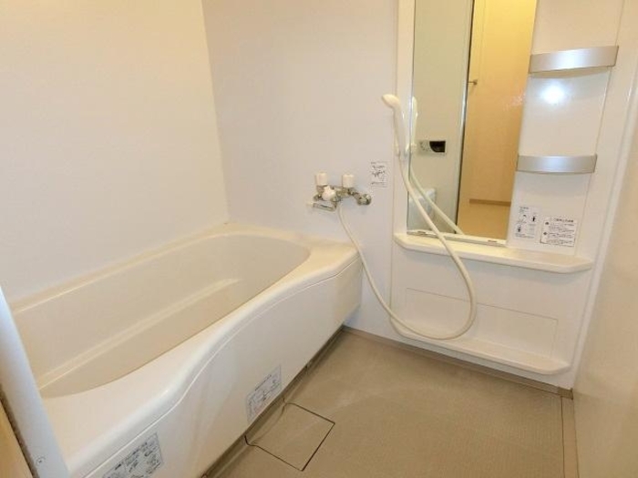 ボナール 風呂画像