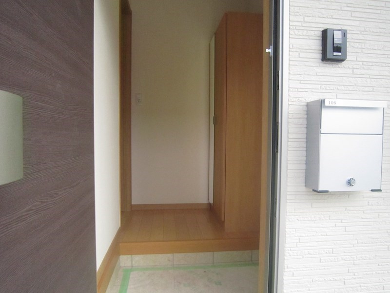 メゾン東中原  玄関