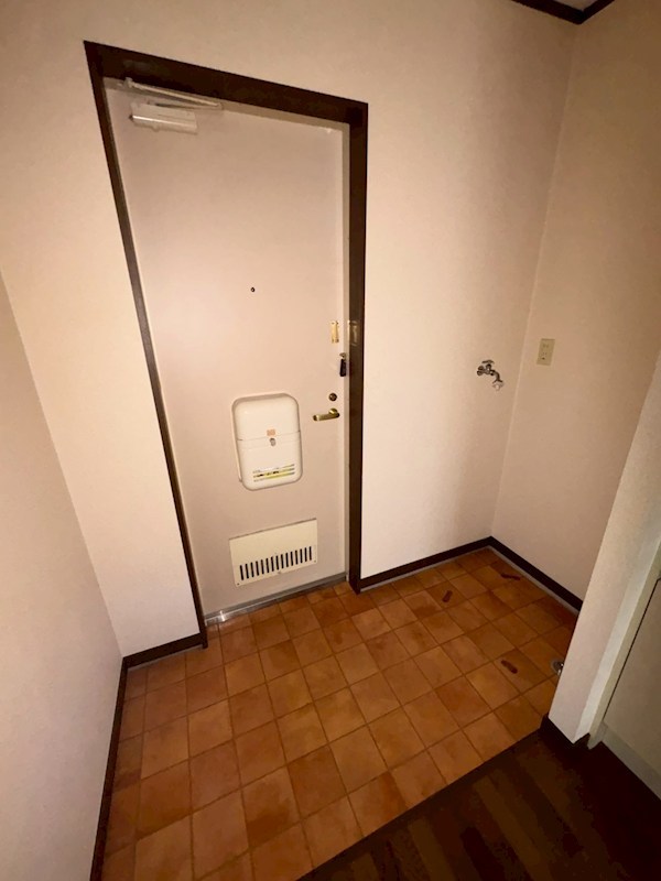 ロオジェ湘南平塚 玄関