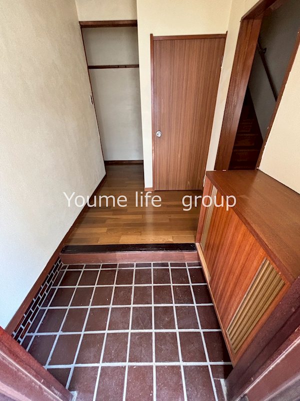 平塚市天沼戸建 玄関