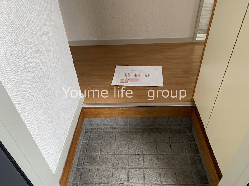 エクレールK 玄関