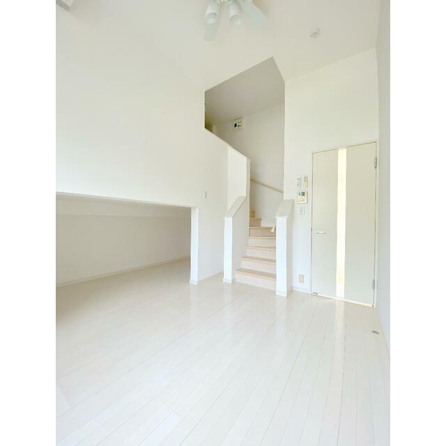 ＴＡＫＵＭＩ リビング